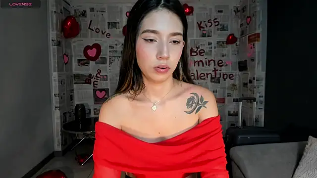 TaraLawrence online show from 02.14.26