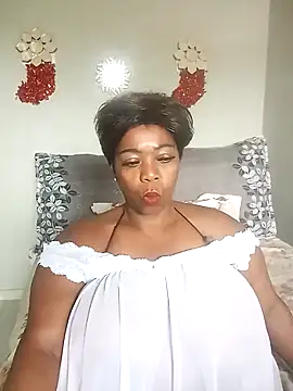 Snapshot of BustyWendyXXX47 chatting on 12.21.24 BustyWendyXXX47 online show from 12.21.24