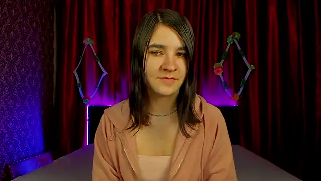  Polly Love  online show from 03.17.26