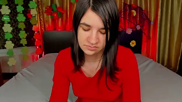  Polly Love  online show from 03.18.26