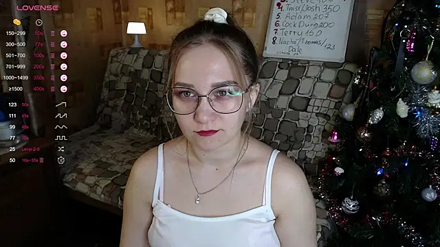 Snapshot of Miatiny chatting on 12.14.24 Miatiny online show from 12.14.24