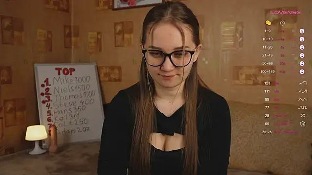 Snapshot of Miatiny chatting on 02.21.25 Miatiny online show from 02.21.25