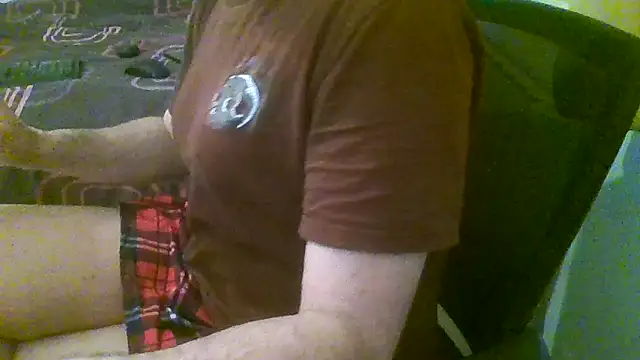 AshWinter online show from 12.11.24