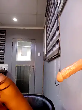 Snapshot of DickDiva1 chatting on 02.28.25 DickDiva1 online show from 02.28.25