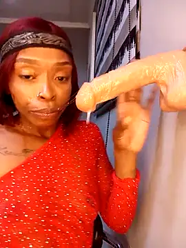 Snapshot of DickDiva1 chatting on 03.09.25 DickDiva1 online show from 03.09.25