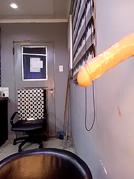 Snapshot of DickDiva1 chatting on 03.16.25 DickDiva1 online show from 03.16.25