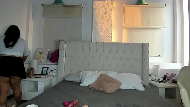 Gabycutee online show from 02.14.25