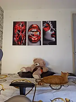 Antonella2 m online show from 11.25.25