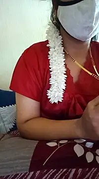 Snapshot of yourtamilcouple chatting on 03.14.25 yourtamilcouple online show from 03.14.25