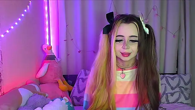 suemeow online show from 02.23.25