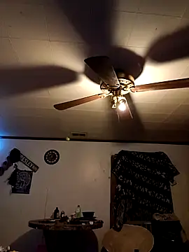 RobStrokes215 online show from 01.30.25