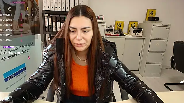 Snapshot of kilenyapatrice chatting on 02.11.25 kilenyapatrice online show from 02.11.25