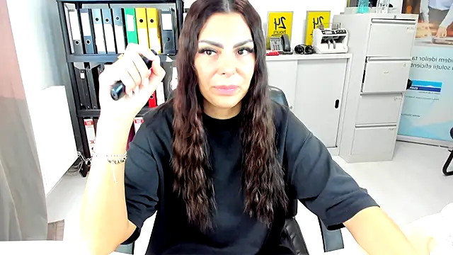 Snapshot of kilenyapatrice chatting on 09.21.25 kilenyapatrice online show from 09.21.25