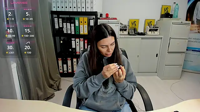 Snapshot of kilenyapatrice chatting on 10.26.25 kilenyapatrice online show from 10.26.25