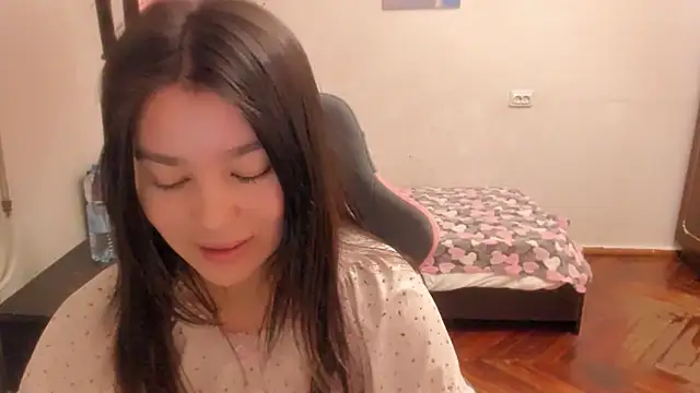 LunaXmii online show from 03.16.25