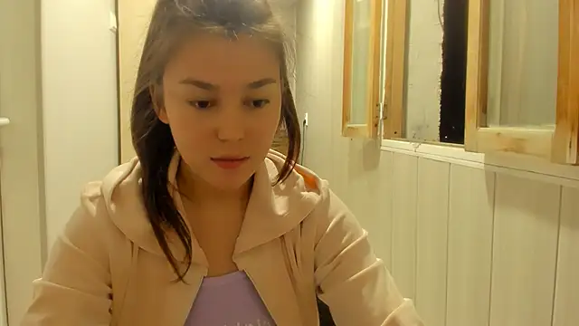 LunaXmii online show from 09.23.25