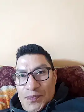 Snapshot of gioarcangel chatting on 01.21.25 gioarcangel online show from 01.21.25