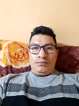 Snapshot of gioarcangel chatting on 02.05.25 gioarcangel online show from 02.05.25