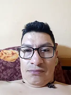 Snapshot of gioarcangel chatting on 02.05.25 gioarcangel online show from 02.05.25