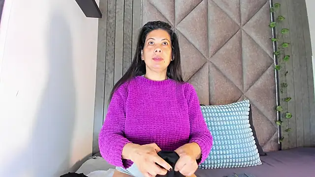 JaylaScott   online show from 02.16.26