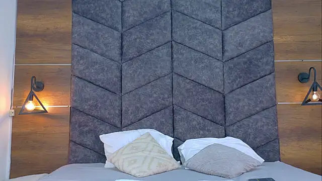 JaylaScott   online show from 04.14.26