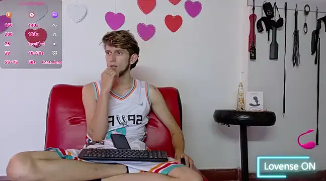 Deim  online show from 02.15.25