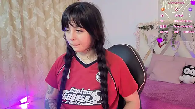 hina tay online show from 02.12.26