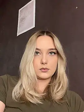 Alisa Rise online show from 10.11.25