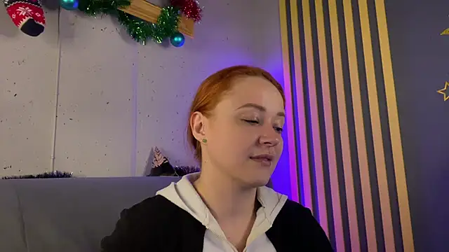 Snapshot of __2sya__ chatting on 12.31.24 2sya online show from 12.31.24