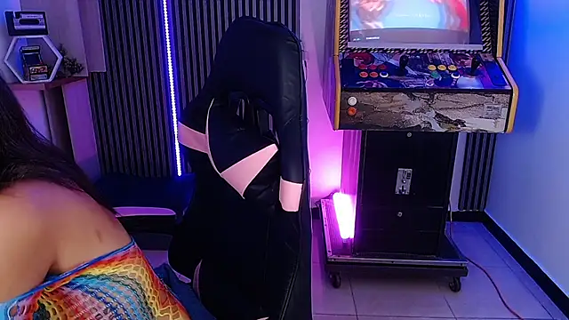 hannaa jhoonson online show from 03.05.25