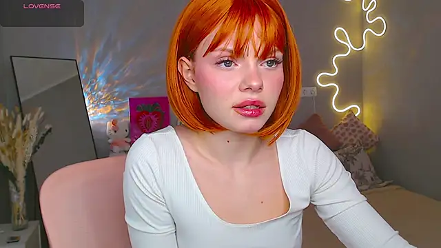 Red  Candy online show from 02.25.25