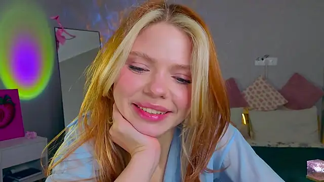 Red  Candy online show from 11.25.25