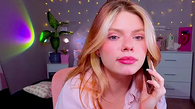 Red  Candy online show from 04.16.26