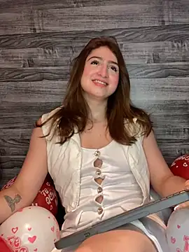 kamel-ayesha online show from 02.14.25