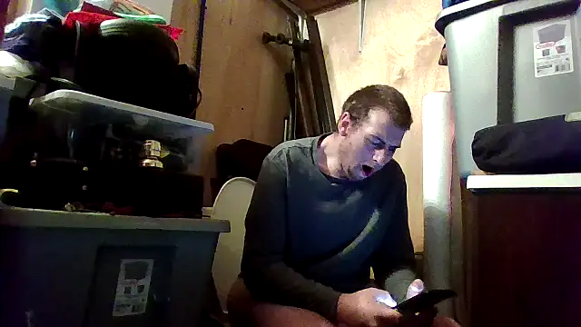 Snapshot of sexaddict_2424 chatting on 10.22.25 sexaddict 2424 online show from 10.22.25