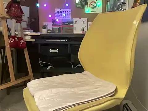 Snapshot of naughtyonbicycle chatting on 11.29.25 naughtyonbicycle online show from 11.29.25