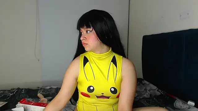 Snapshot of Bitsy_Messy chatting on 03.15.25 Bitsy Messy online show from 03.15.25