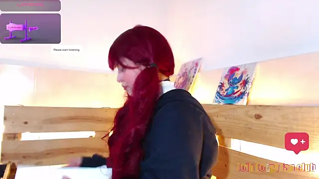 Snapshot of Bitsy_Messy chatting on 11.27.25 Bitsy Messy online show from 11.27.25