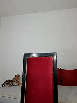 Velk hot online show from 02.27.25