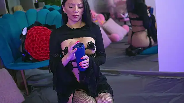 VivianneSteinX online show from 03.02.25