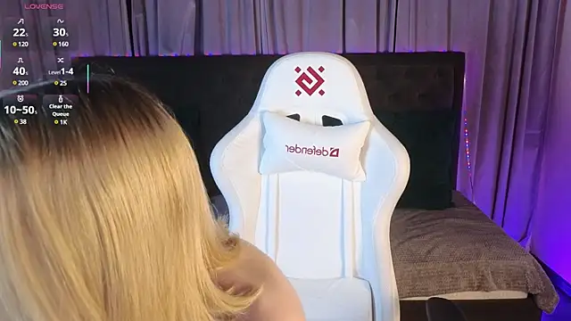 jenny bunny  online show from 03.17.25