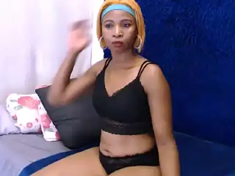 SasyyLissaa online show from 02.13.25