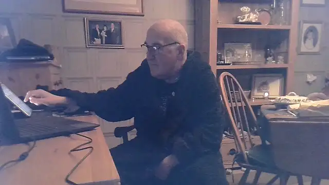 Adamdaddybear online show from 02.01.25