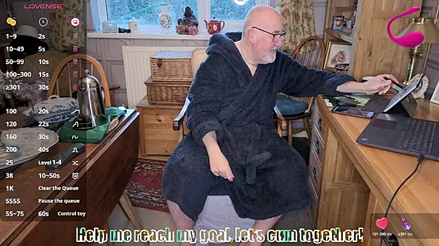 Adamdaddybear online show from 01.07.26