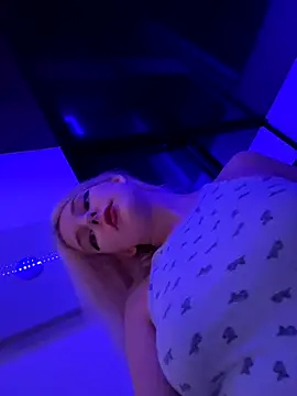 XMelissaX online show from 12.03.25