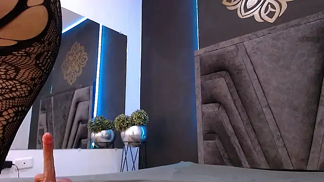 Snapshot of stefany_bro chatting on 03.04.25 stefany bro online show from 03.04.25