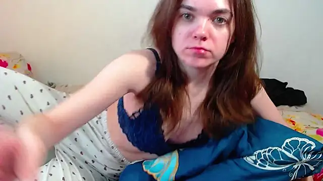Snapshot of SallyMkn chatting on 05.05.26 SallyMkn online show from 05.05.26