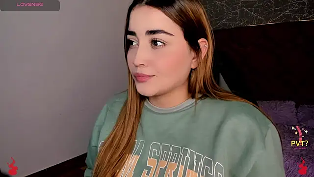 Snapshot of Lucia_star__ chatting on 01.15.25 Lucia star online show from 01.15.25