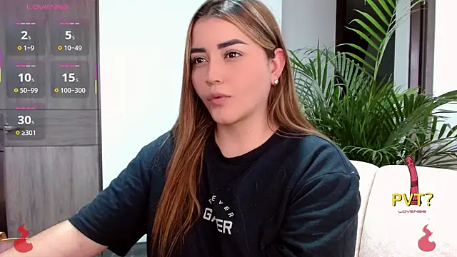 Snapshot of Lucia_star__ chatting on 11.09.25 Lucia star online show from 11.09.25