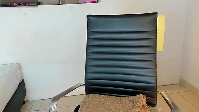 IvyBliss8 online show from 01.25.25